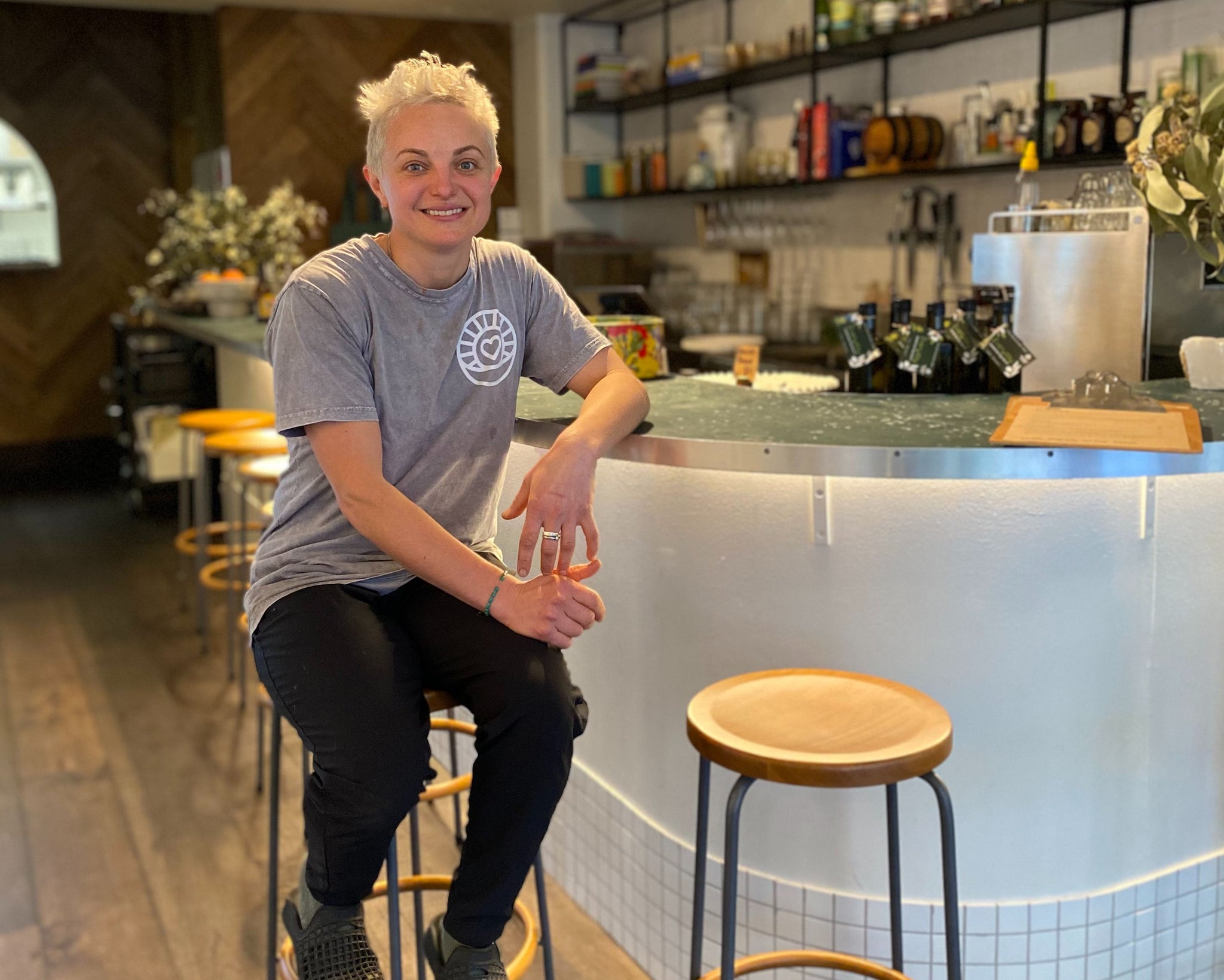 Reddie In The Wild: Mishy's Cafe