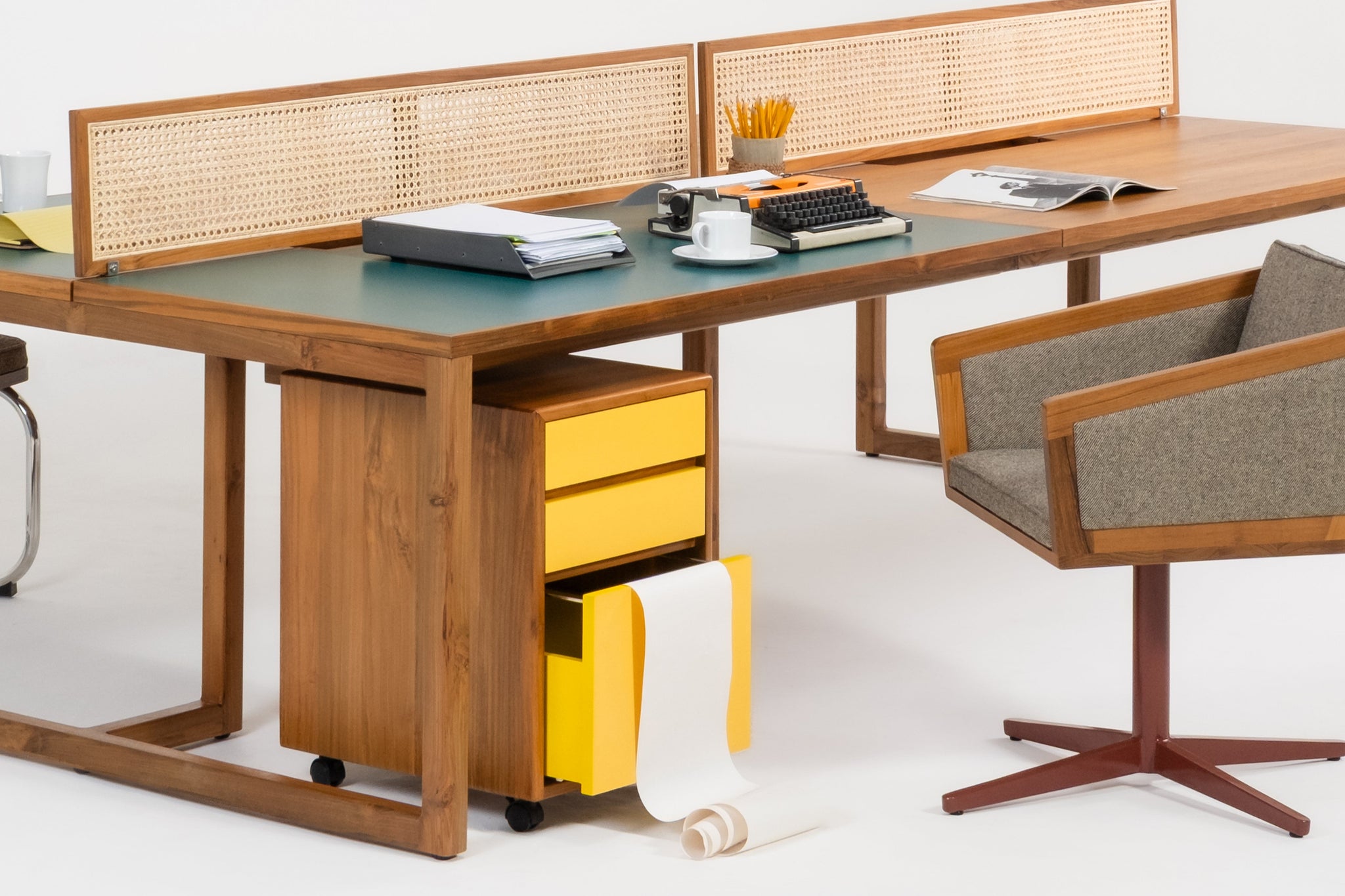 reddie-raw mobile storage NCW Wood Pedestal Drawers