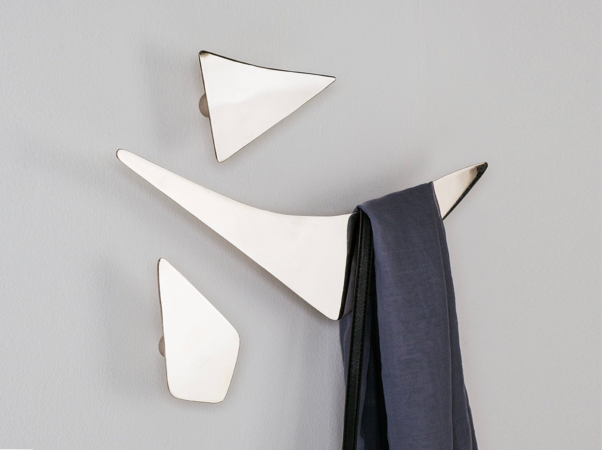 reddie-raw lounge chair Suka Drops