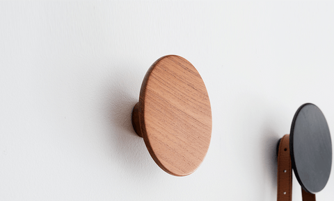 reddie-raw wall hooks 10dia x 4H *cm / Wood Teak~Natural Coin Wall Hook